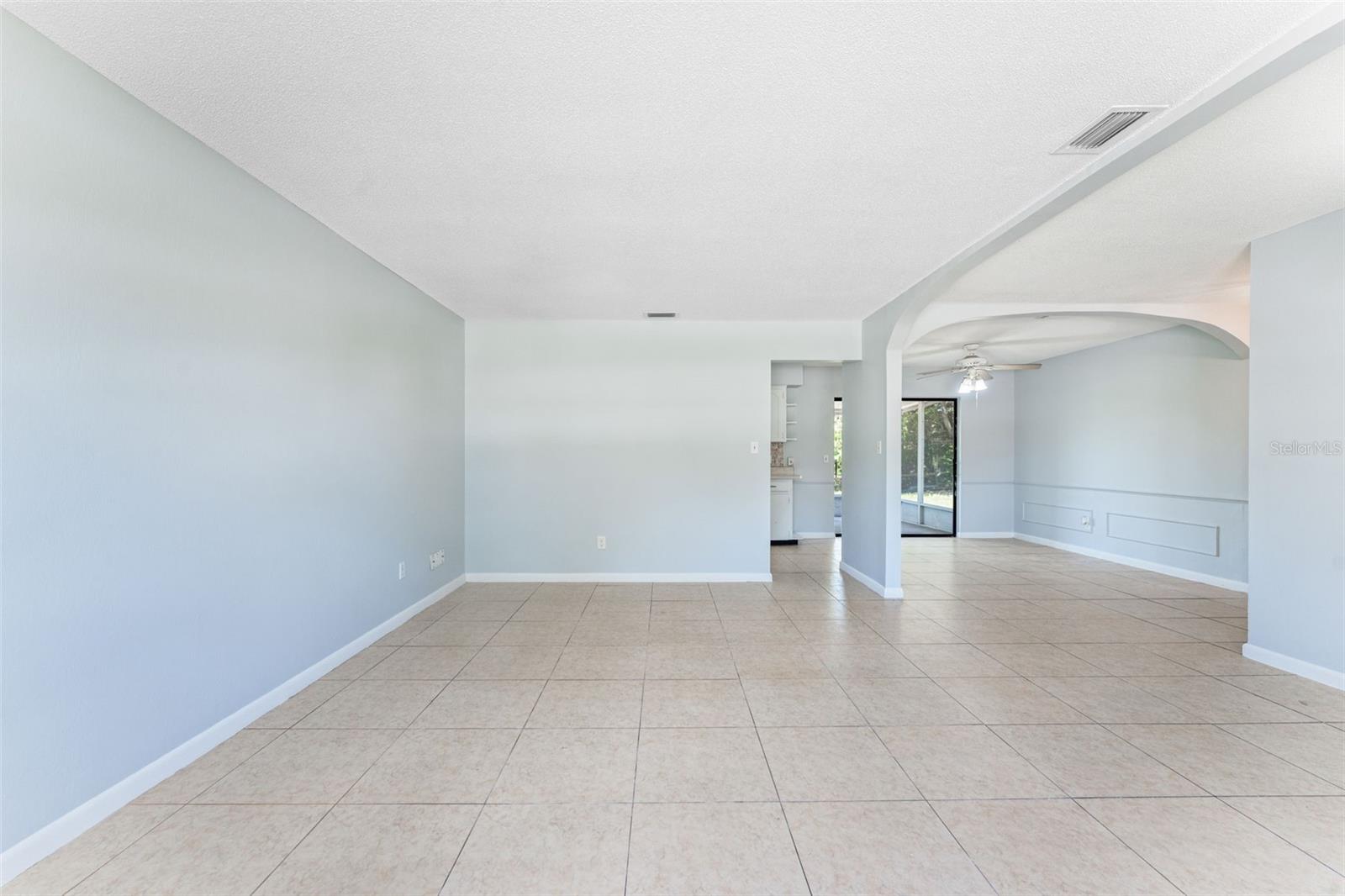 DOVER ESTATES FIRST ADD - Residential