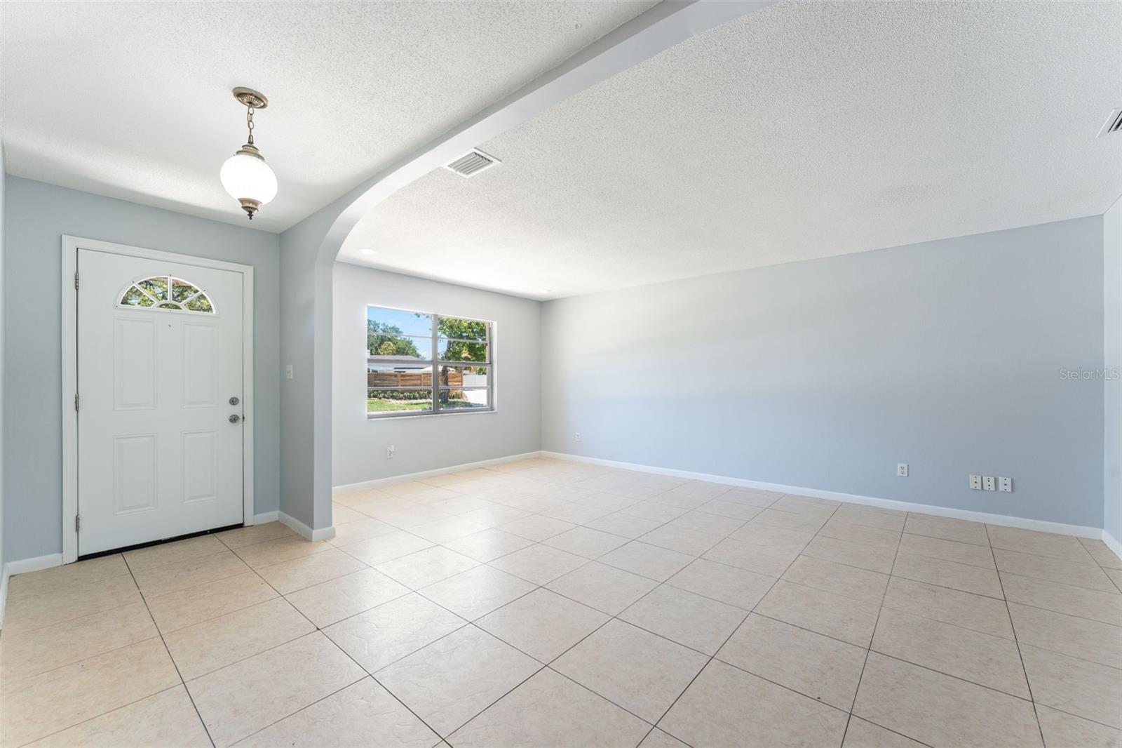 DOVER ESTATES FIRST ADD - Residential