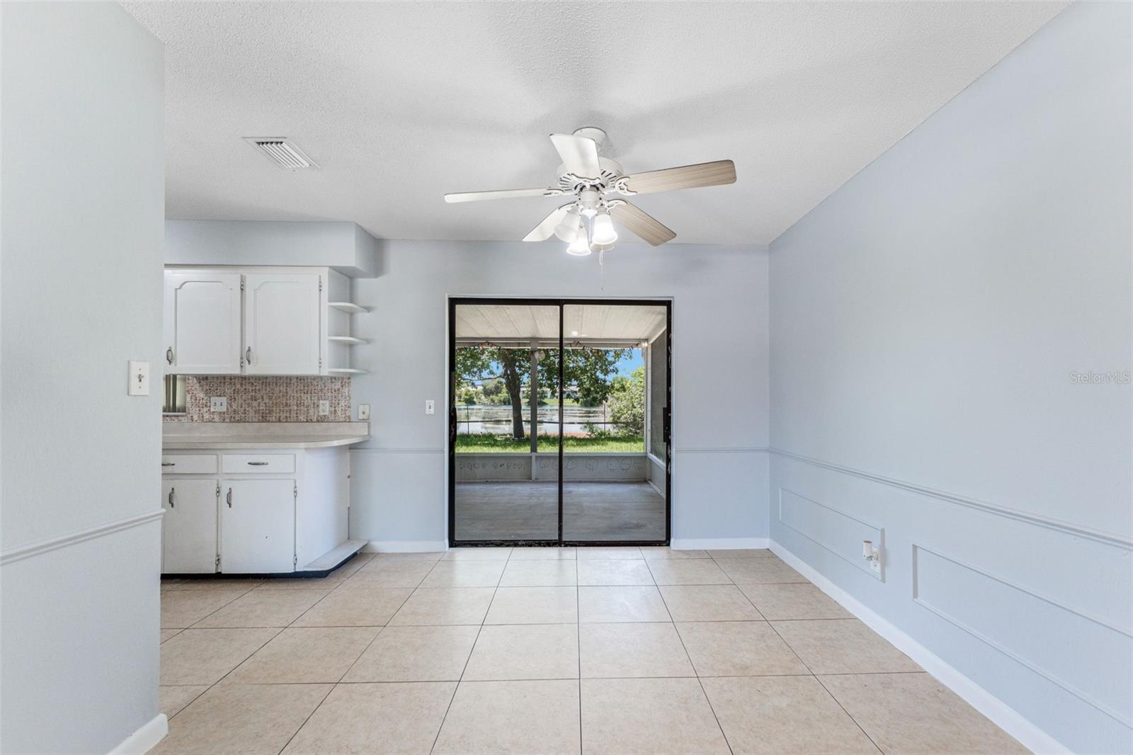 DOVER ESTATES FIRST ADD - Residential