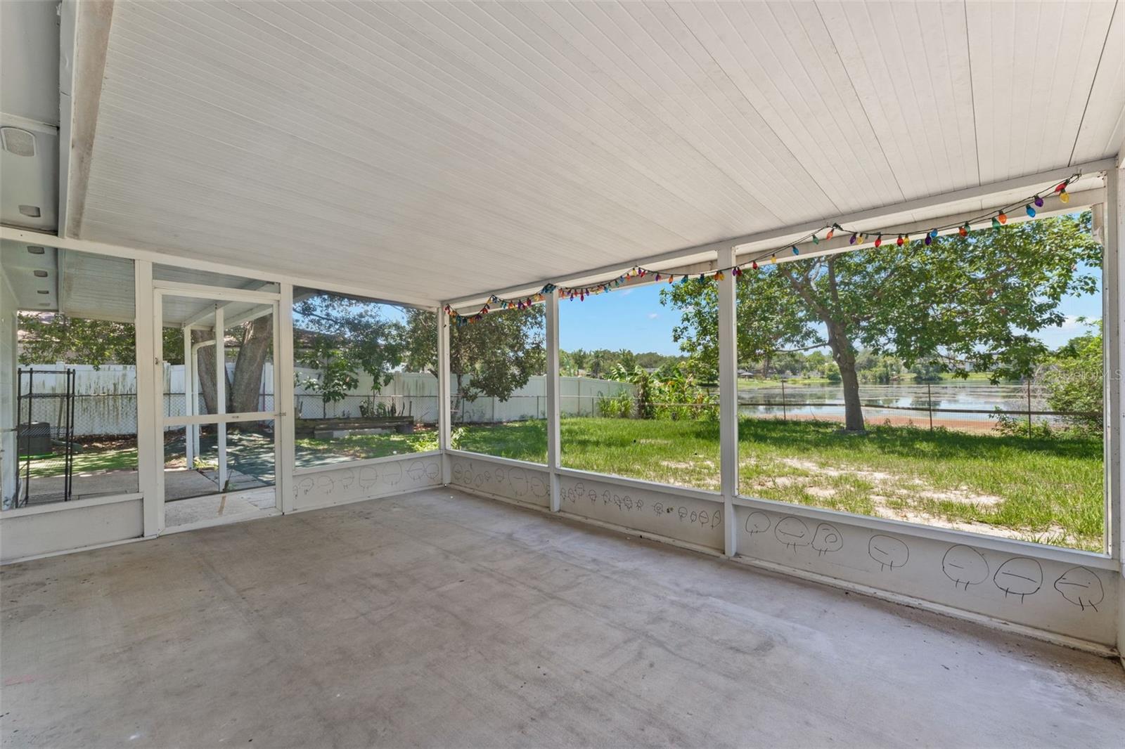 DOVER ESTATES FIRST ADD - Residential