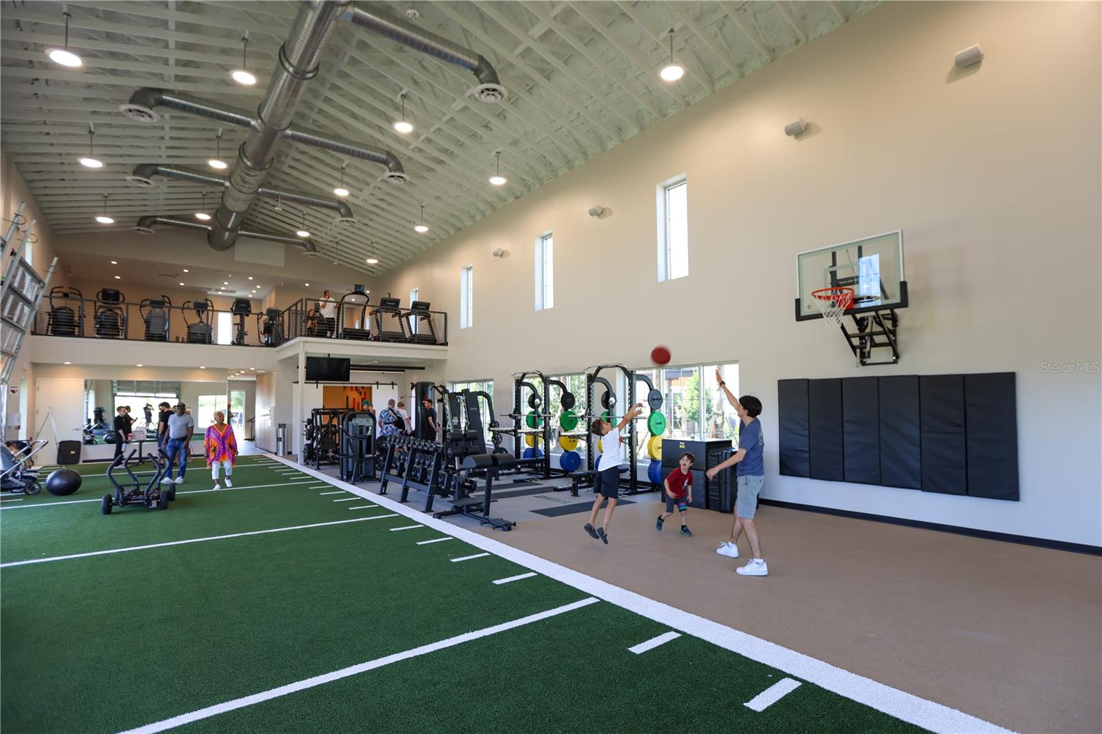 SADDLESTONE AT STAR FARMS LAKEWOOD RANCH - Residential