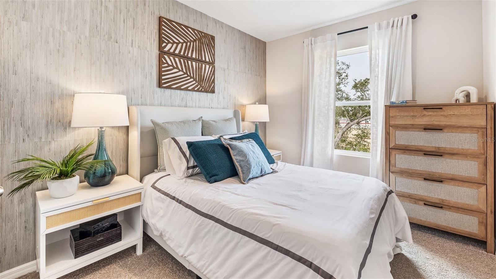 SADDLESTONE AT STAR FARMS LAKEWOOD RANCH - Residential
