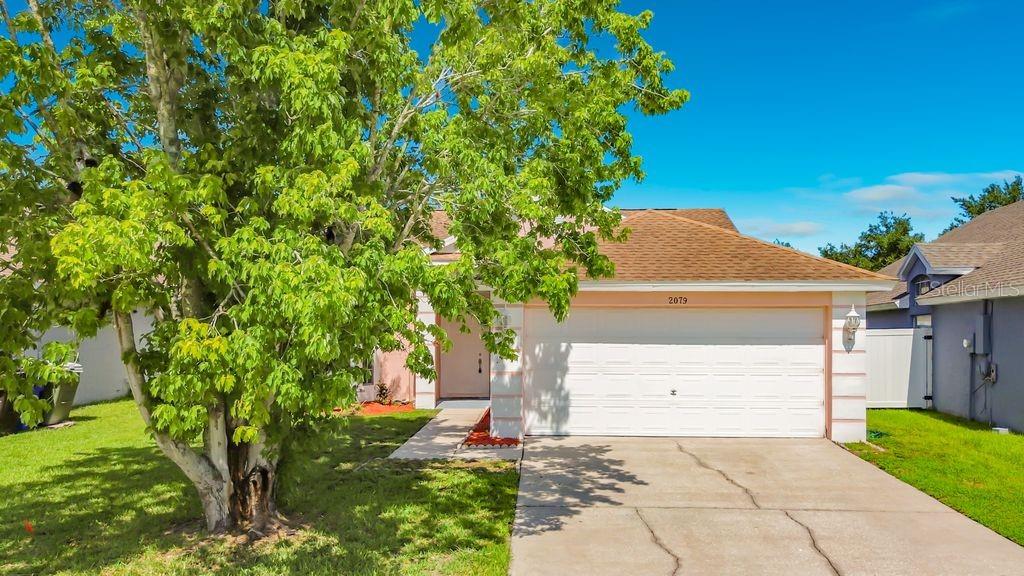 SHANNON LAKES - Residential