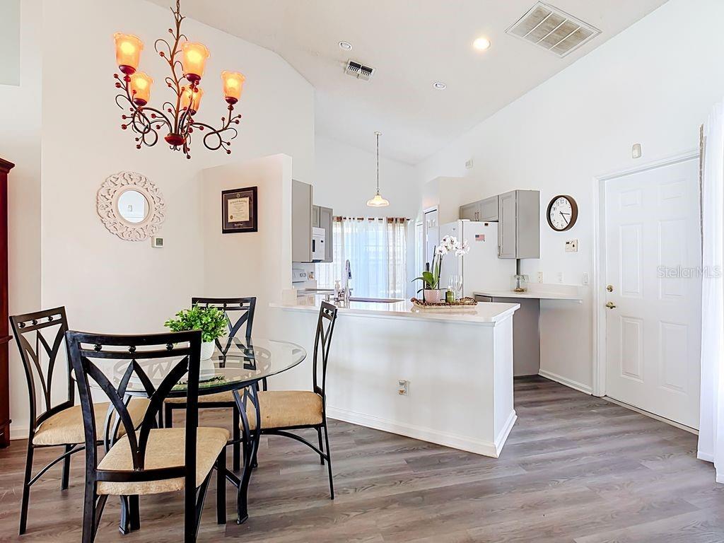 SHANNON LAKES - Residential
