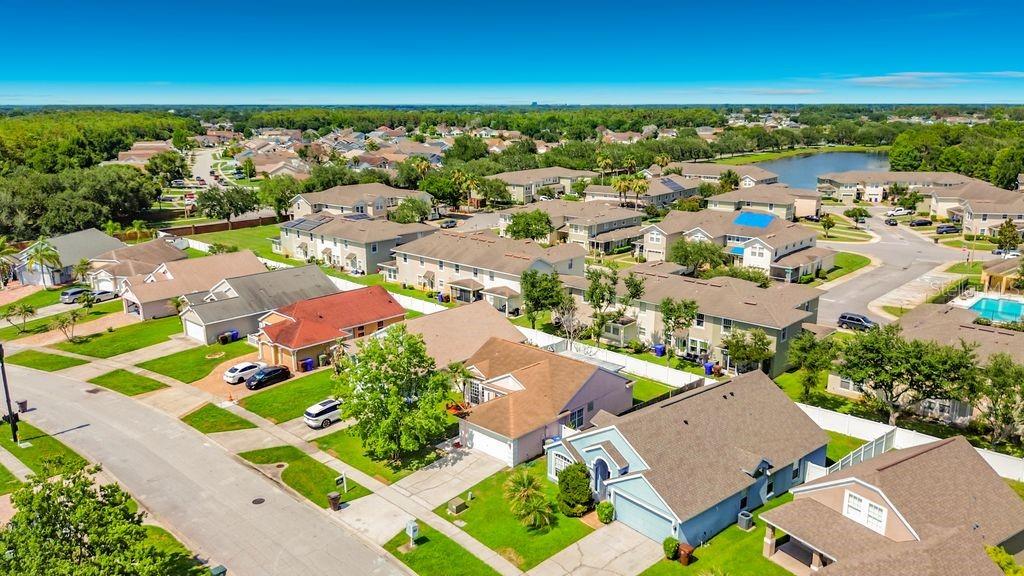 SHANNON LAKES - Residential