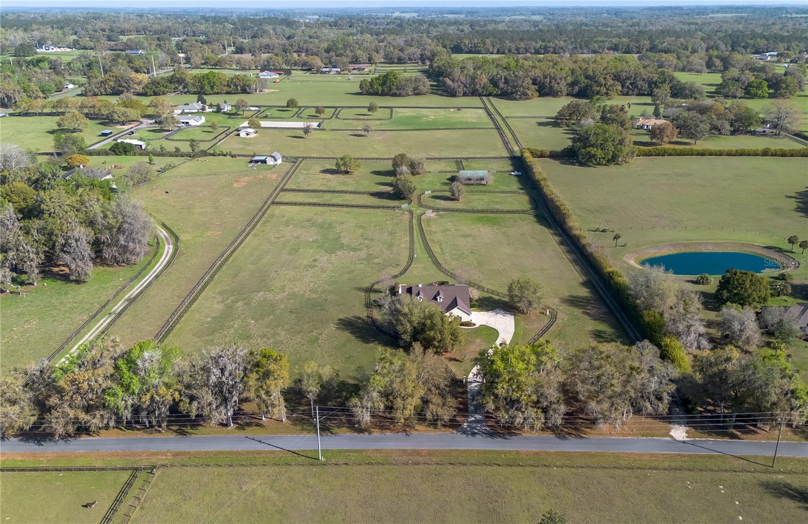 GOLDEN FARMS - Residential