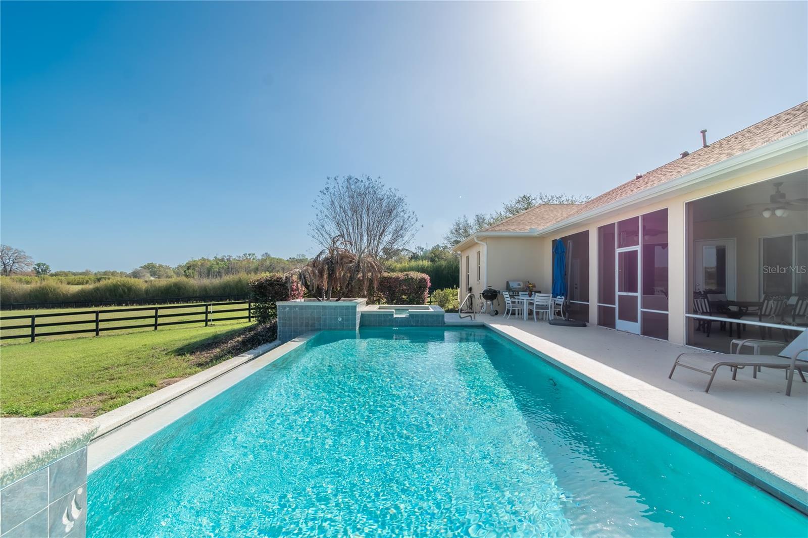GOLDEN FARMS - Residential