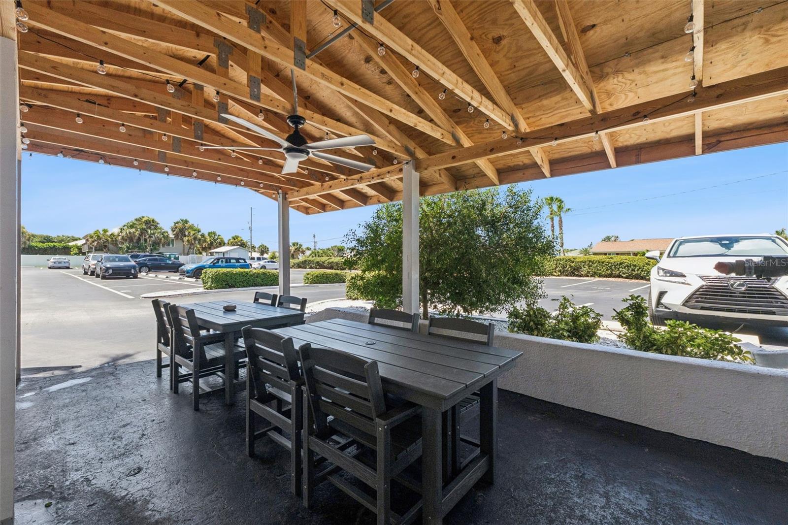 MARINERS COVE CONDO - Residential