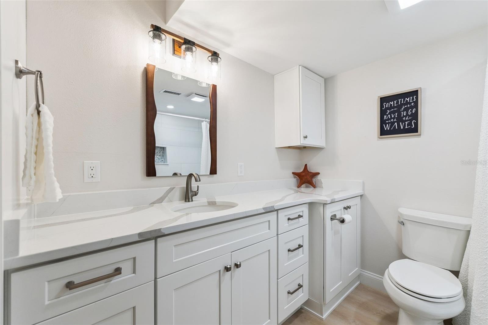 MARINERS COVE CONDO - Residential