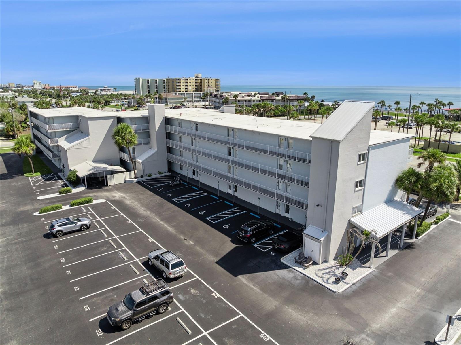 MARINERS COVE CONDO - Residential