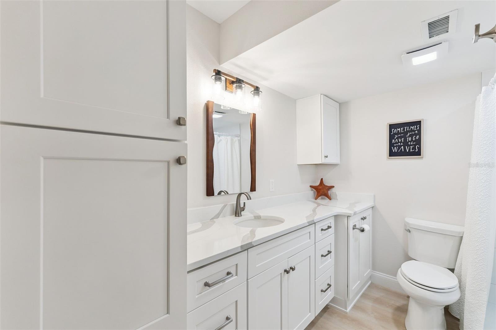 MARINERS COVE CONDO - Residential