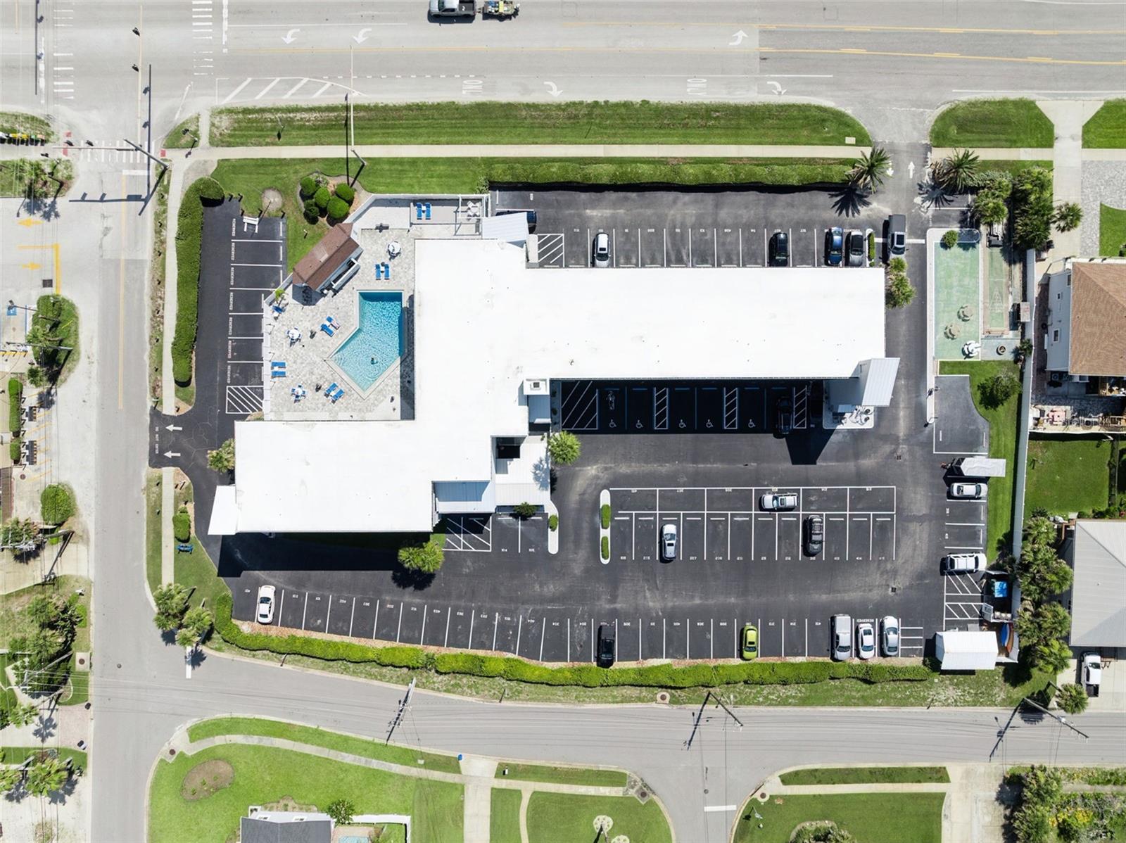 MARINERS COVE CONDO - Residential