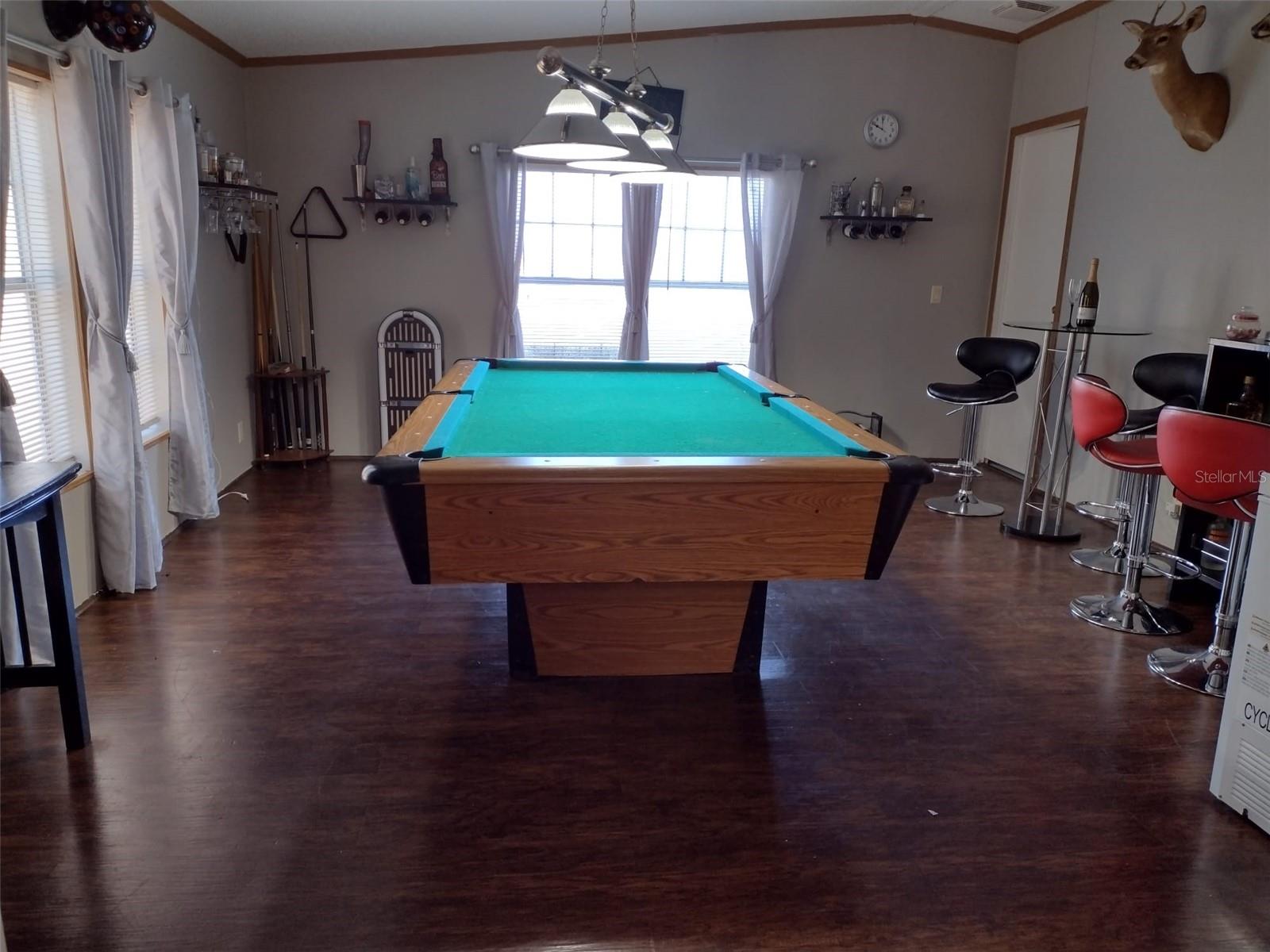 FRST LAKES PARK - Residential