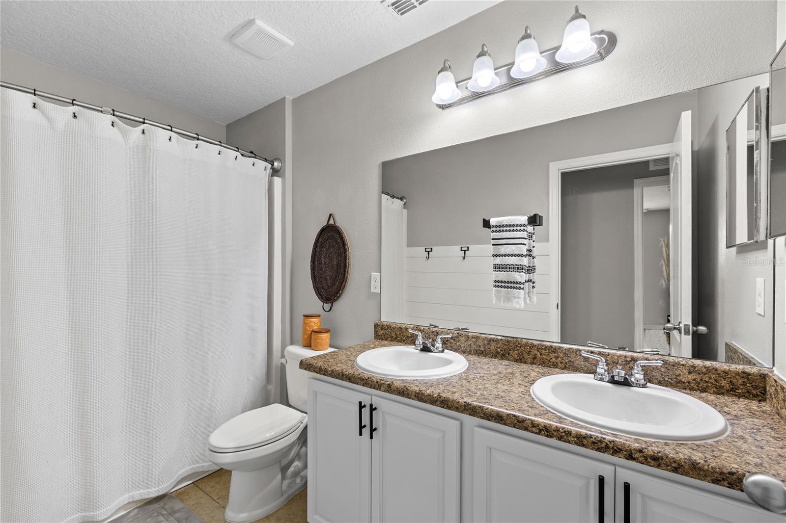 NORTH RIDGE - Residential