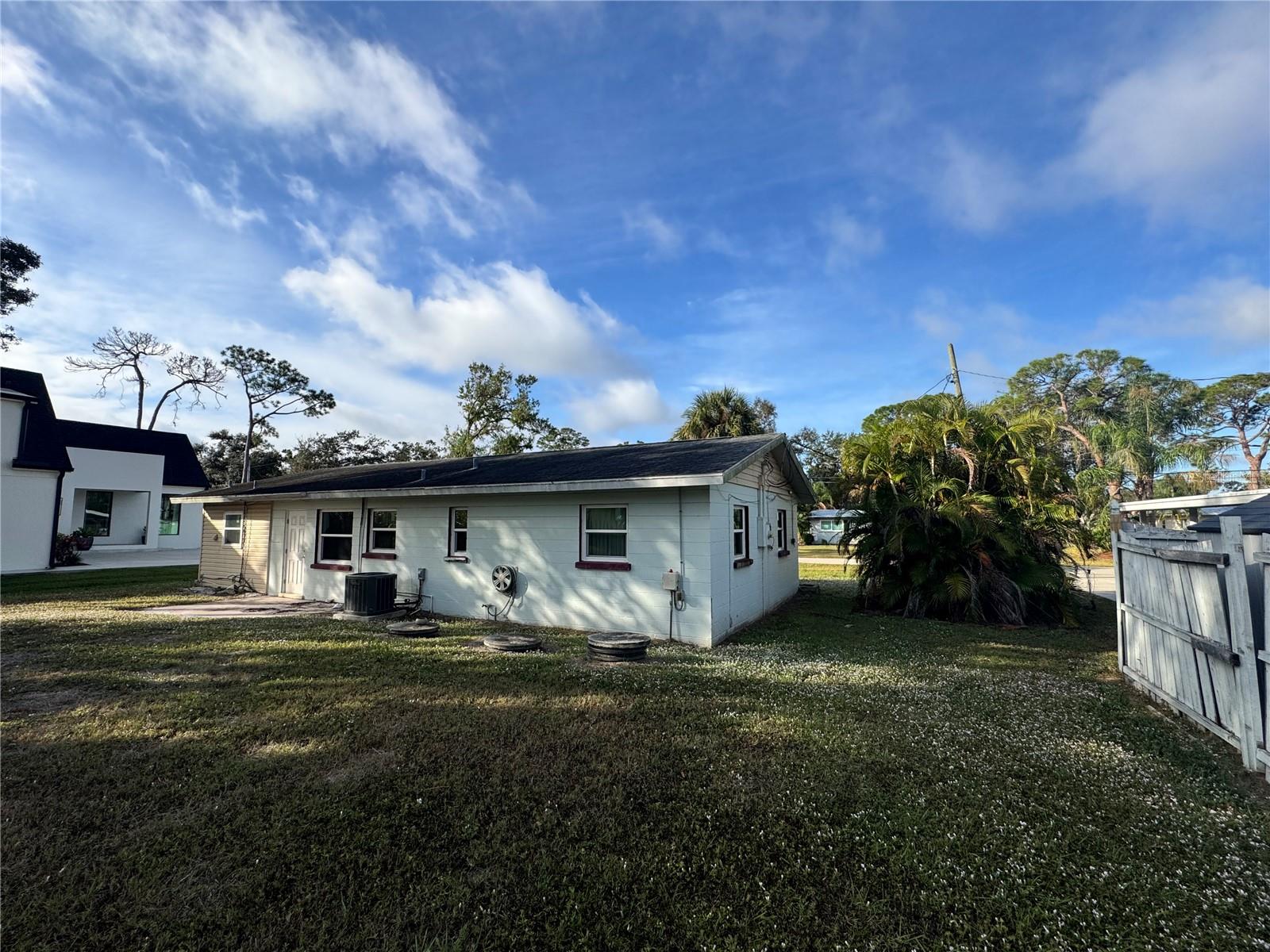 BAHIA VISTA HEIGHTS - Residential