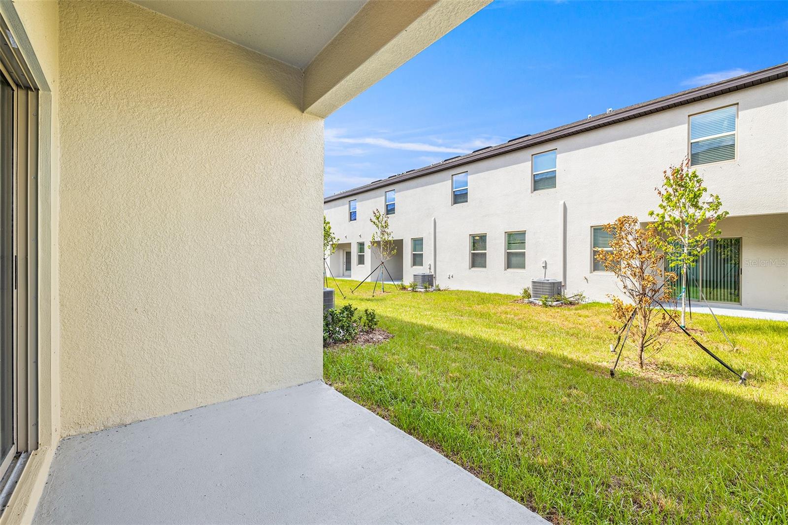BRYANT SQUARE - Residential Lease