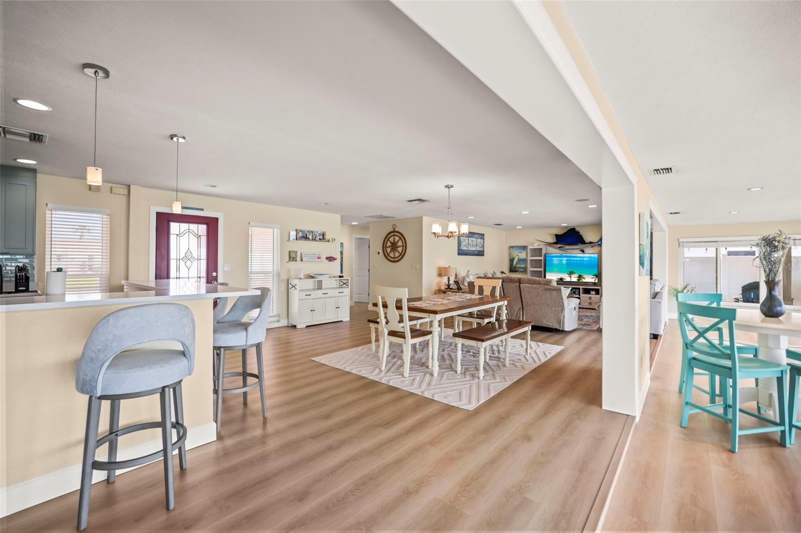 THREE PALMS POINT - Residential
