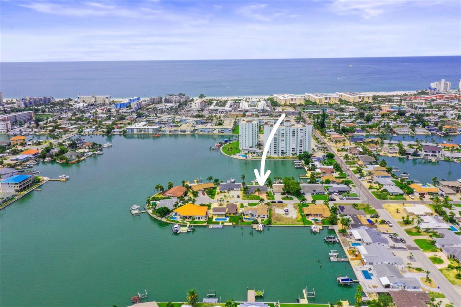 THREE PALMS POINT - Residential