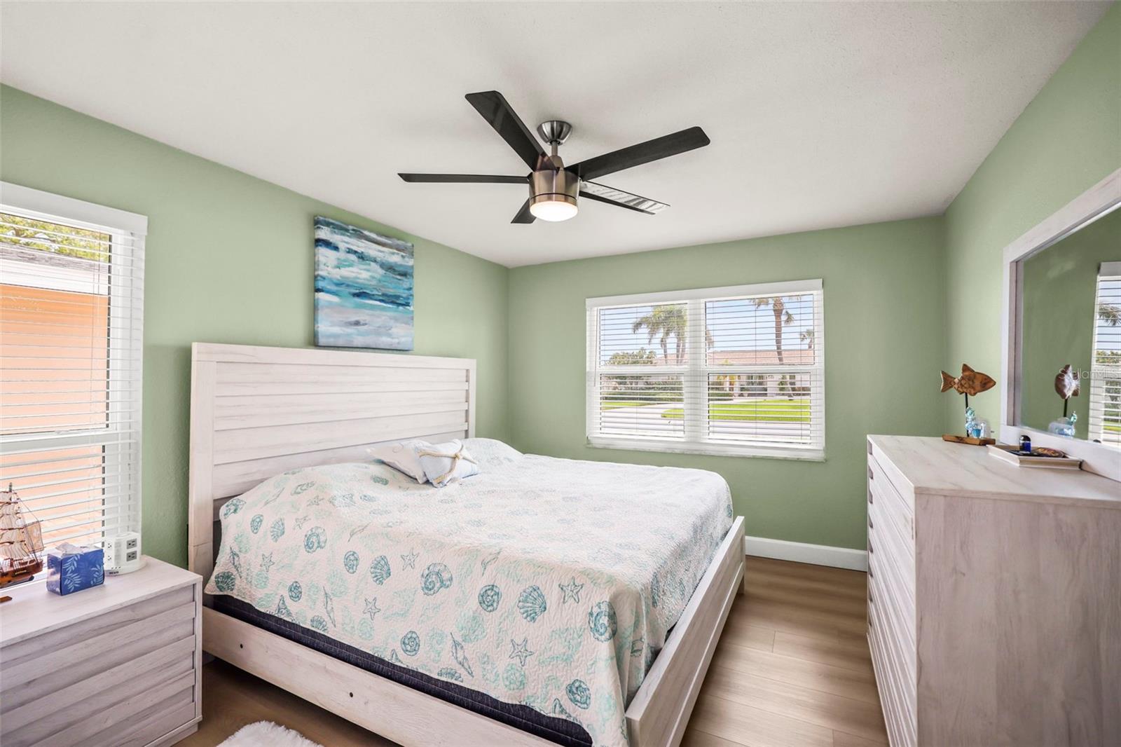 THREE PALMS POINT - Residential