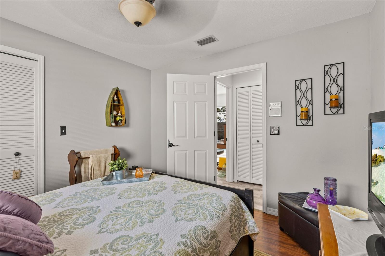ROLLING OAKS - Residential