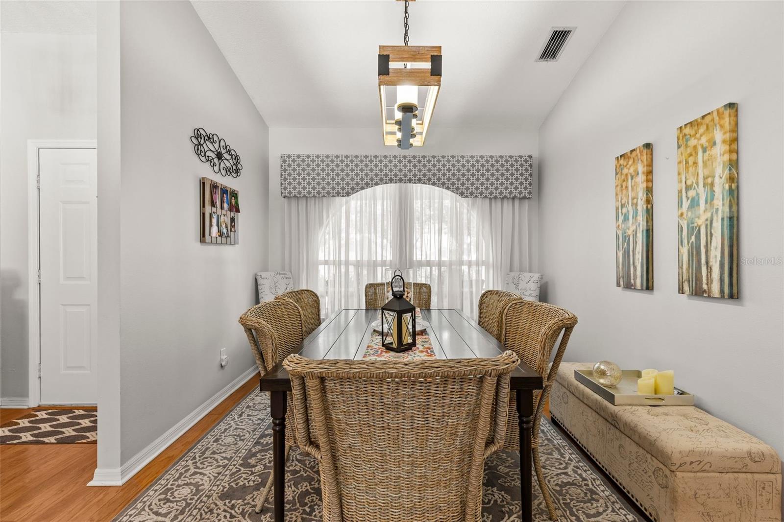 ROLLING OAKS - Residential