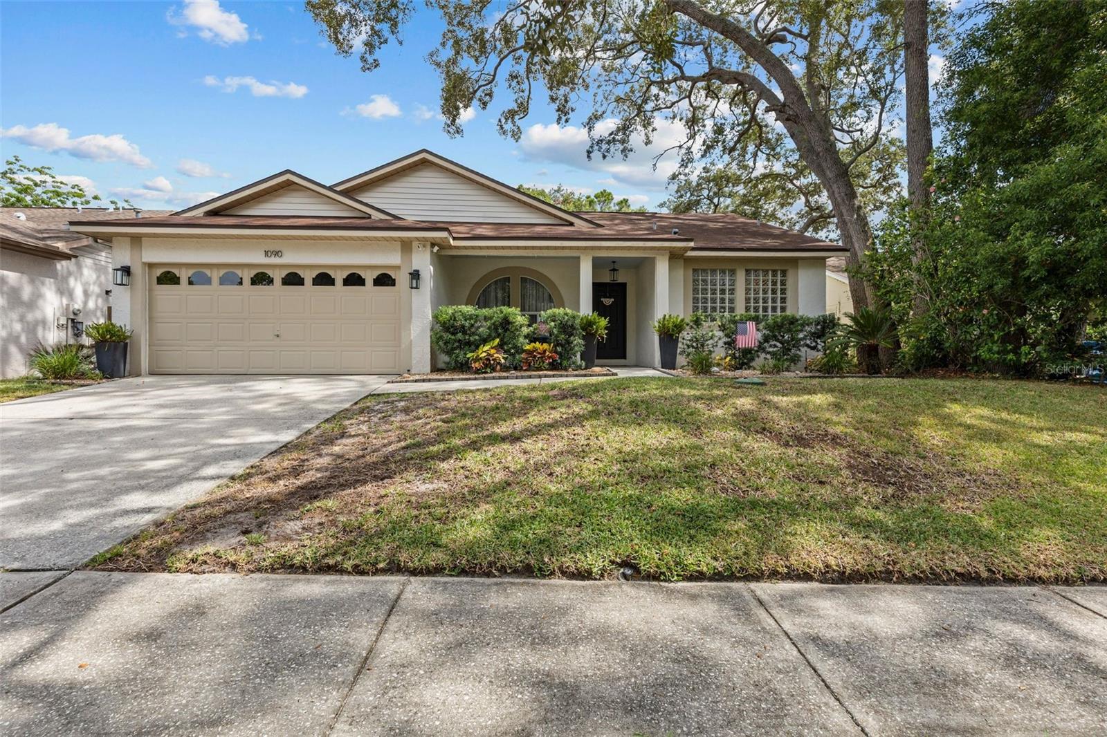 ROLLING OAKS - Residential