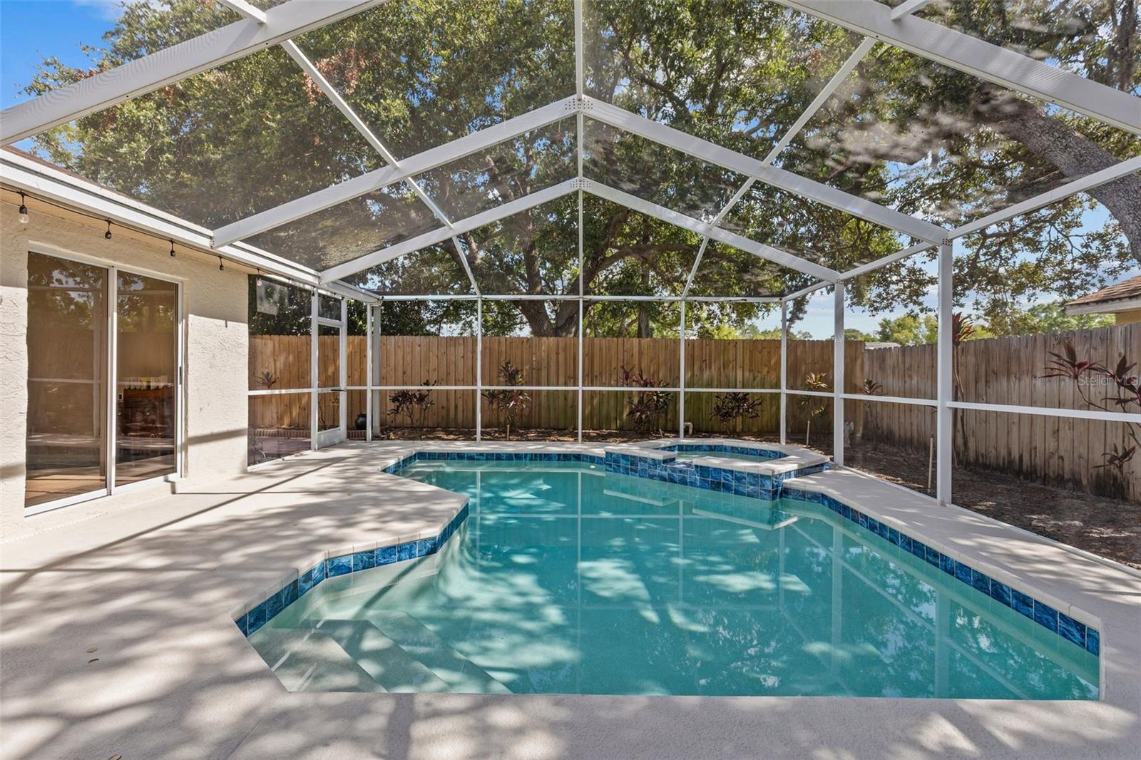 ROLLING OAKS - Residential