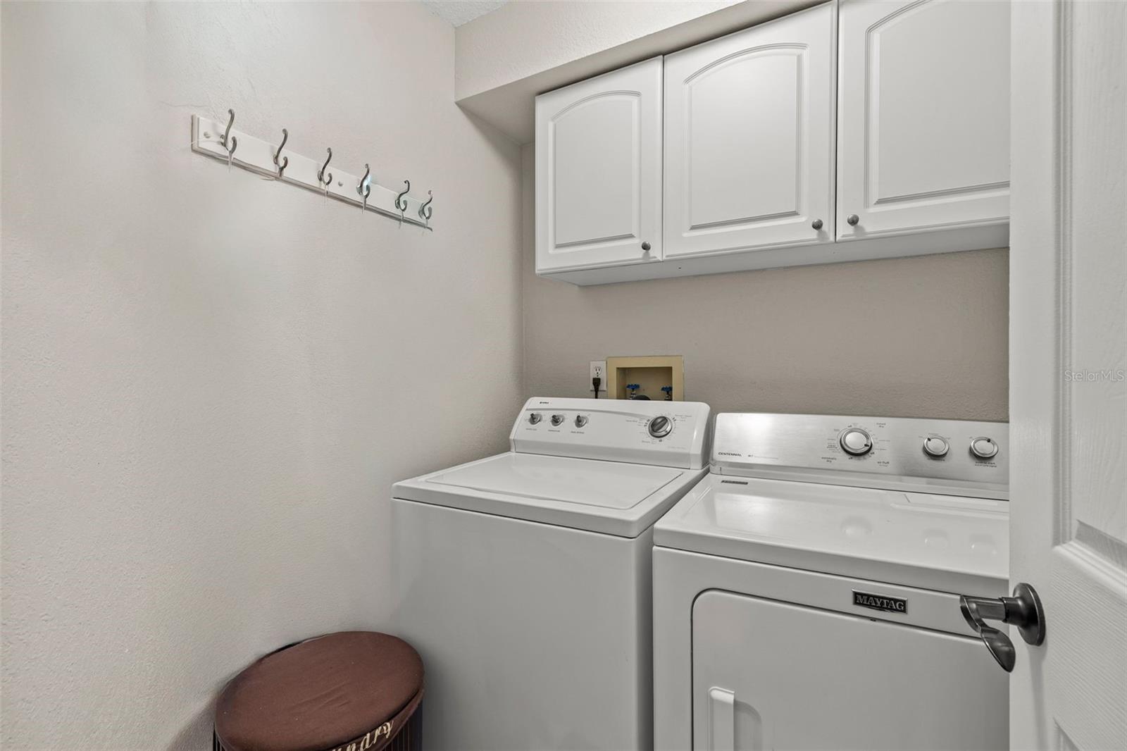 ROLLING OAKS - Residential