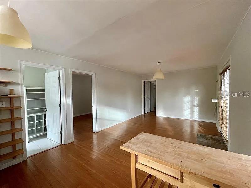 MAGNOLIA PARK - Residential Income