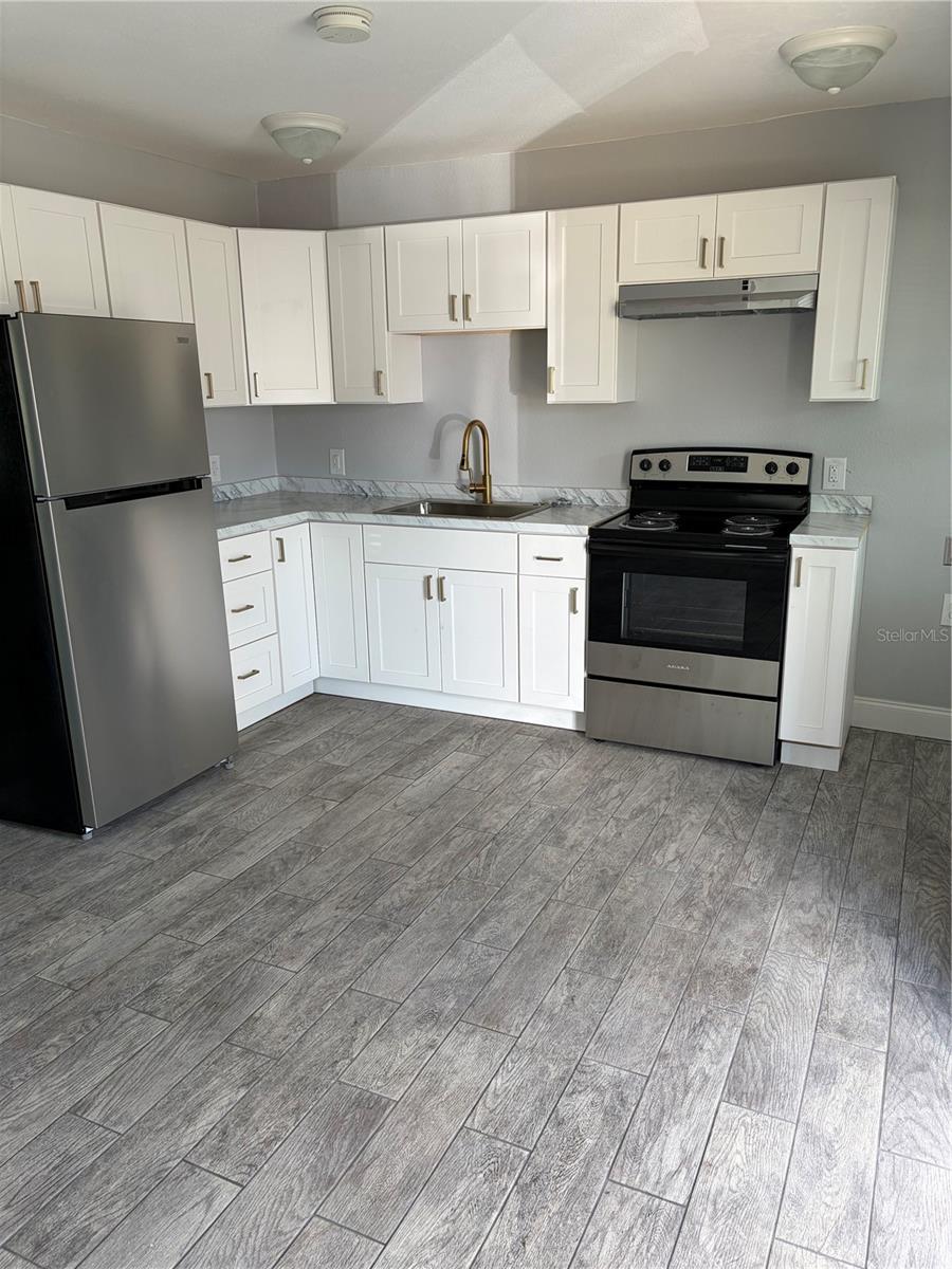 GULF SHORES 6TH ADD REP - Residential Lease