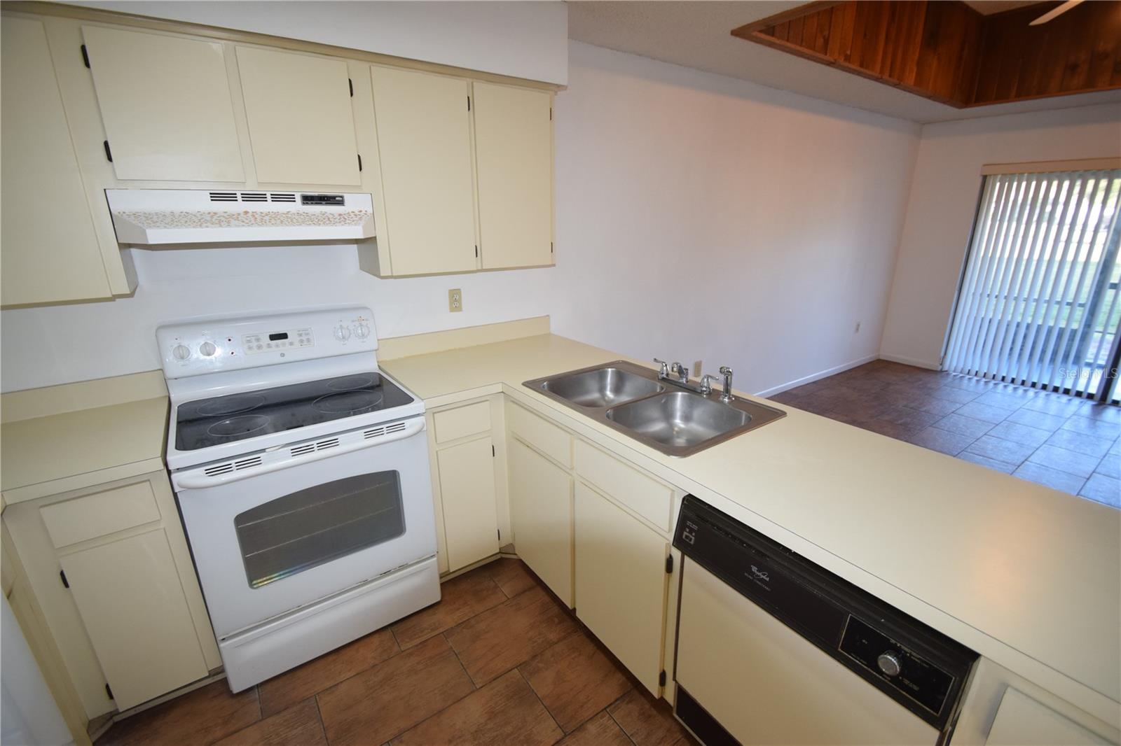 FAIRWOODS A CONDO - Residential