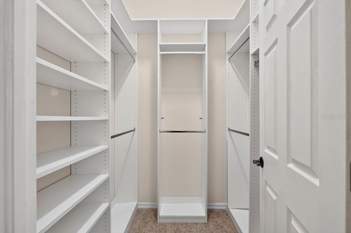 TOWNHOMES AT NORTH LAKE - Residential