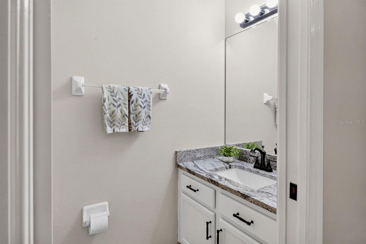 TOWNHOMES AT NORTH LAKE - Residential