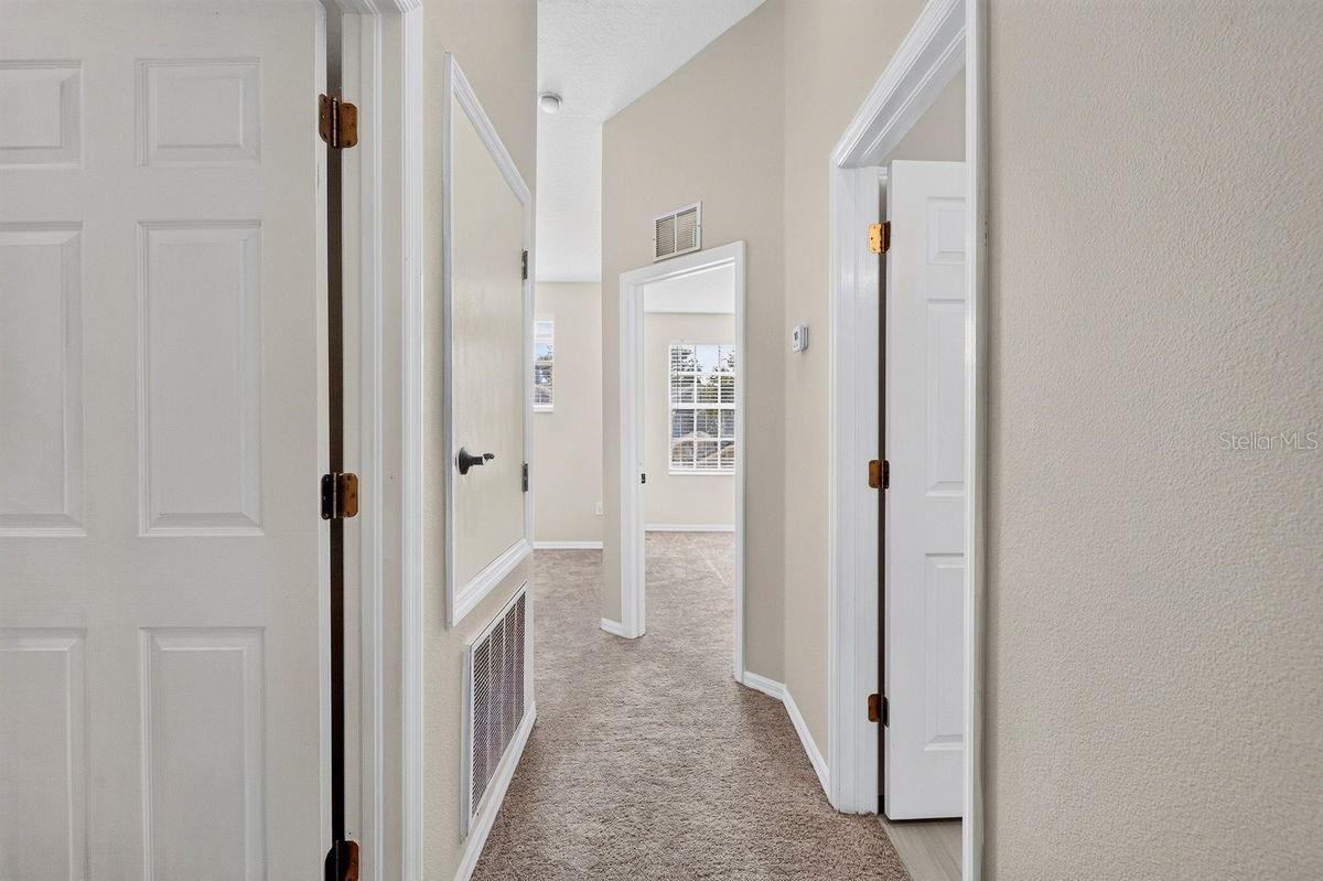 TOWNHOMES AT NORTH LAKE - Residential