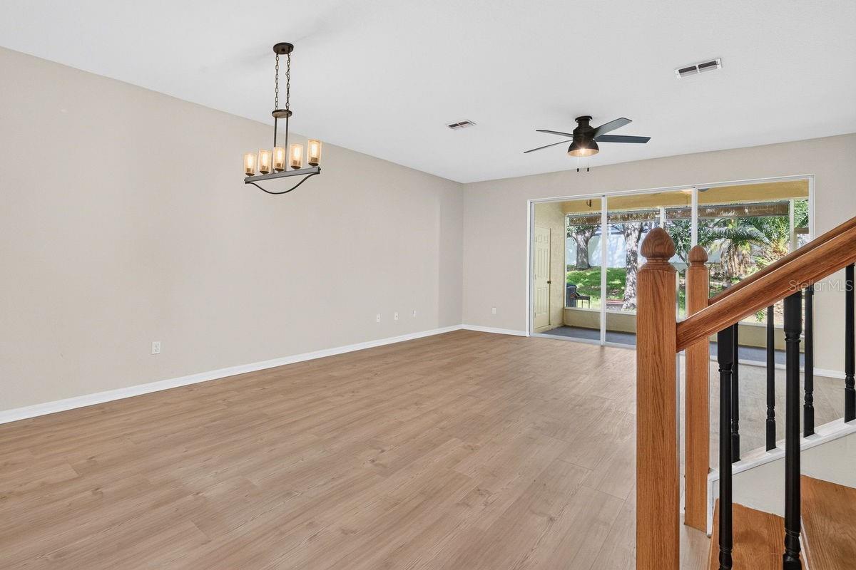 TOWNHOMES AT NORTH LAKE - Residential