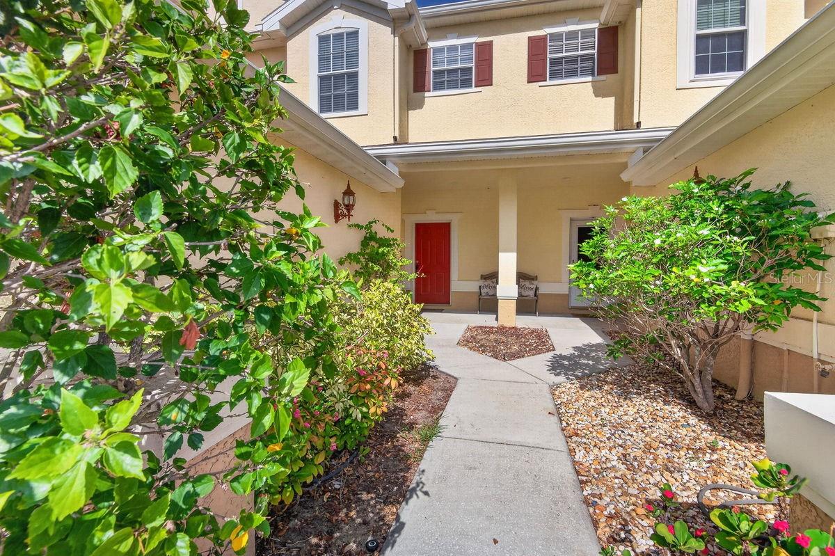 TOWNHOMES AT NORTH LAKE - Residential