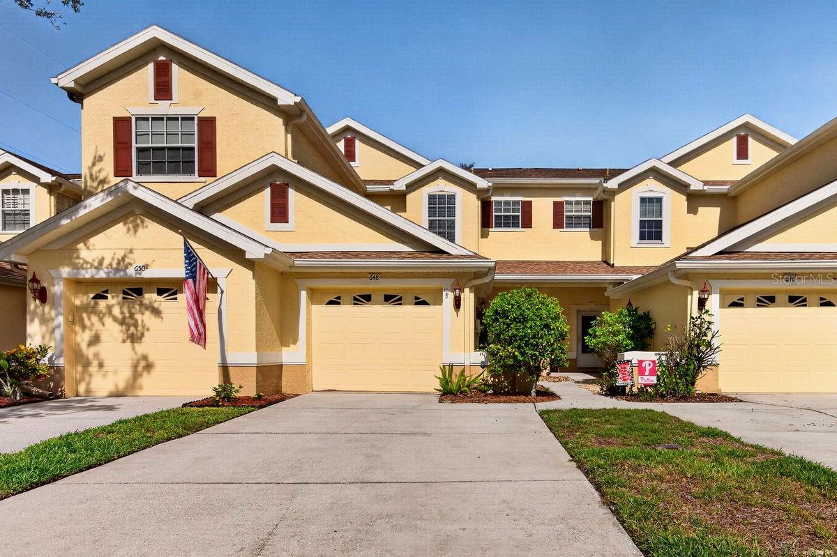 TOWNHOMES AT NORTH LAKE - Residential