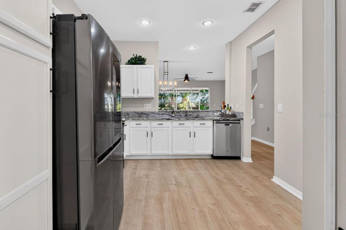 TOWNHOMES AT NORTH LAKE - Residential