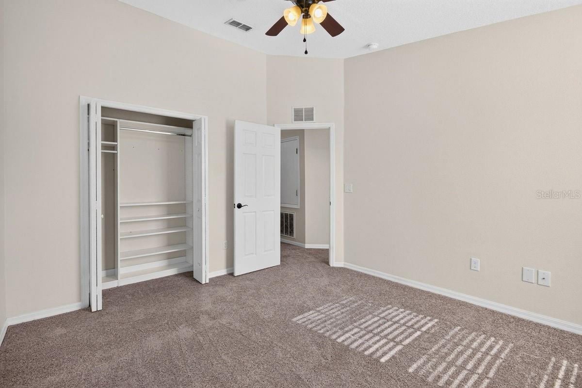 TOWNHOMES AT NORTH LAKE - Residential