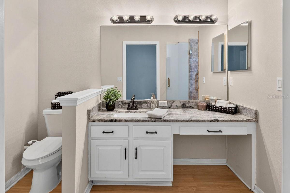TOWNHOMES AT NORTH LAKE - Residential