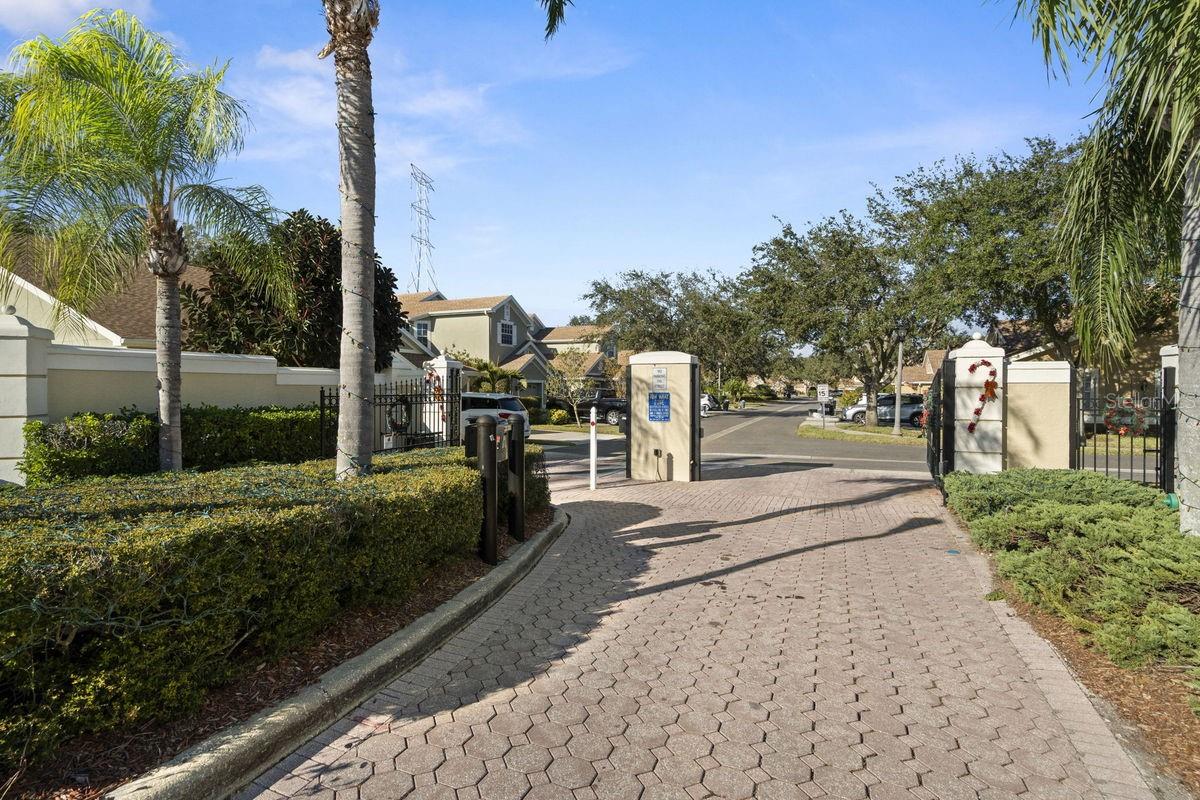 TOWNHOMES AT NORTH LAKE - Residential