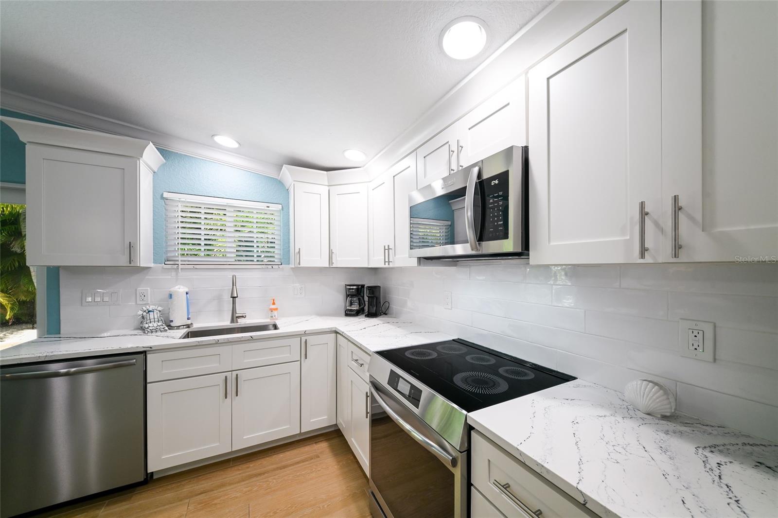 PLUM TREE COTTAGES - Residential