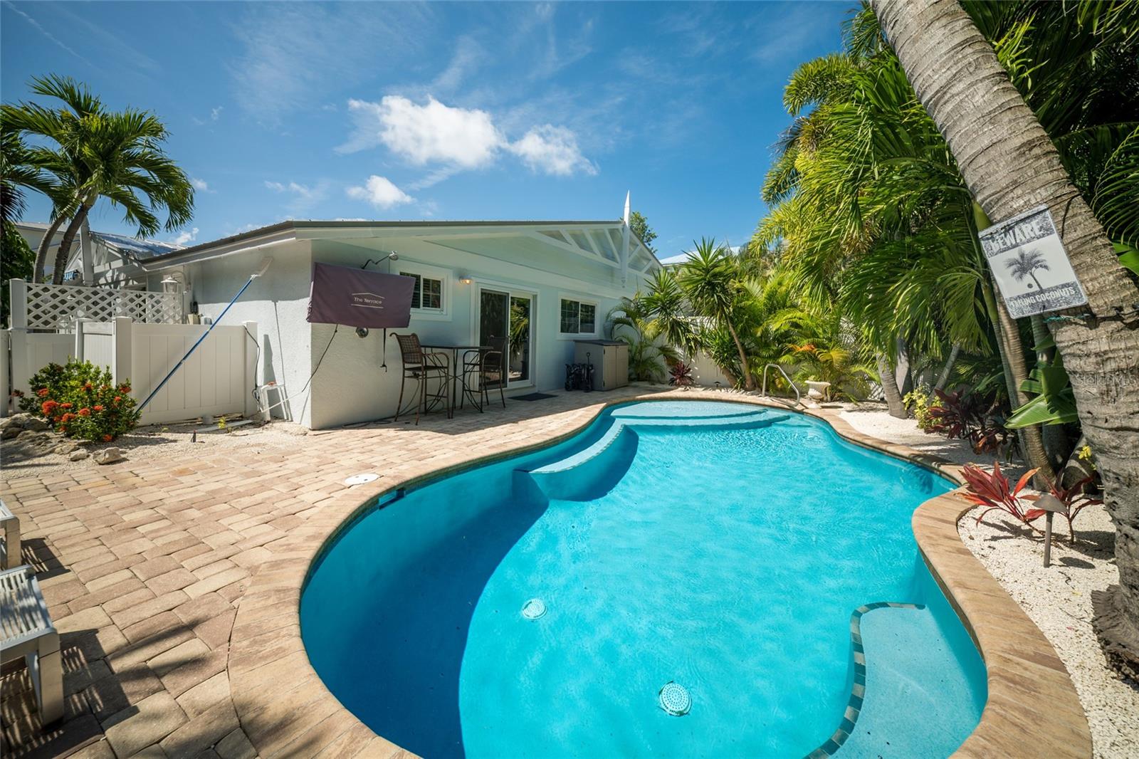 PLUM TREE COTTAGES - Residential