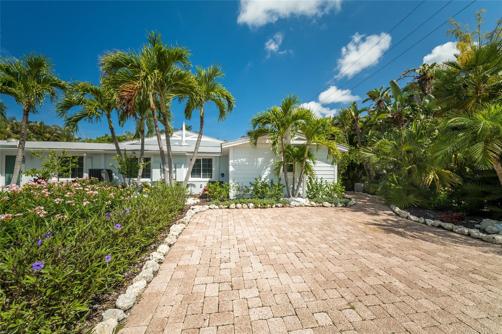 PLUM TREE COTTAGES - Residential