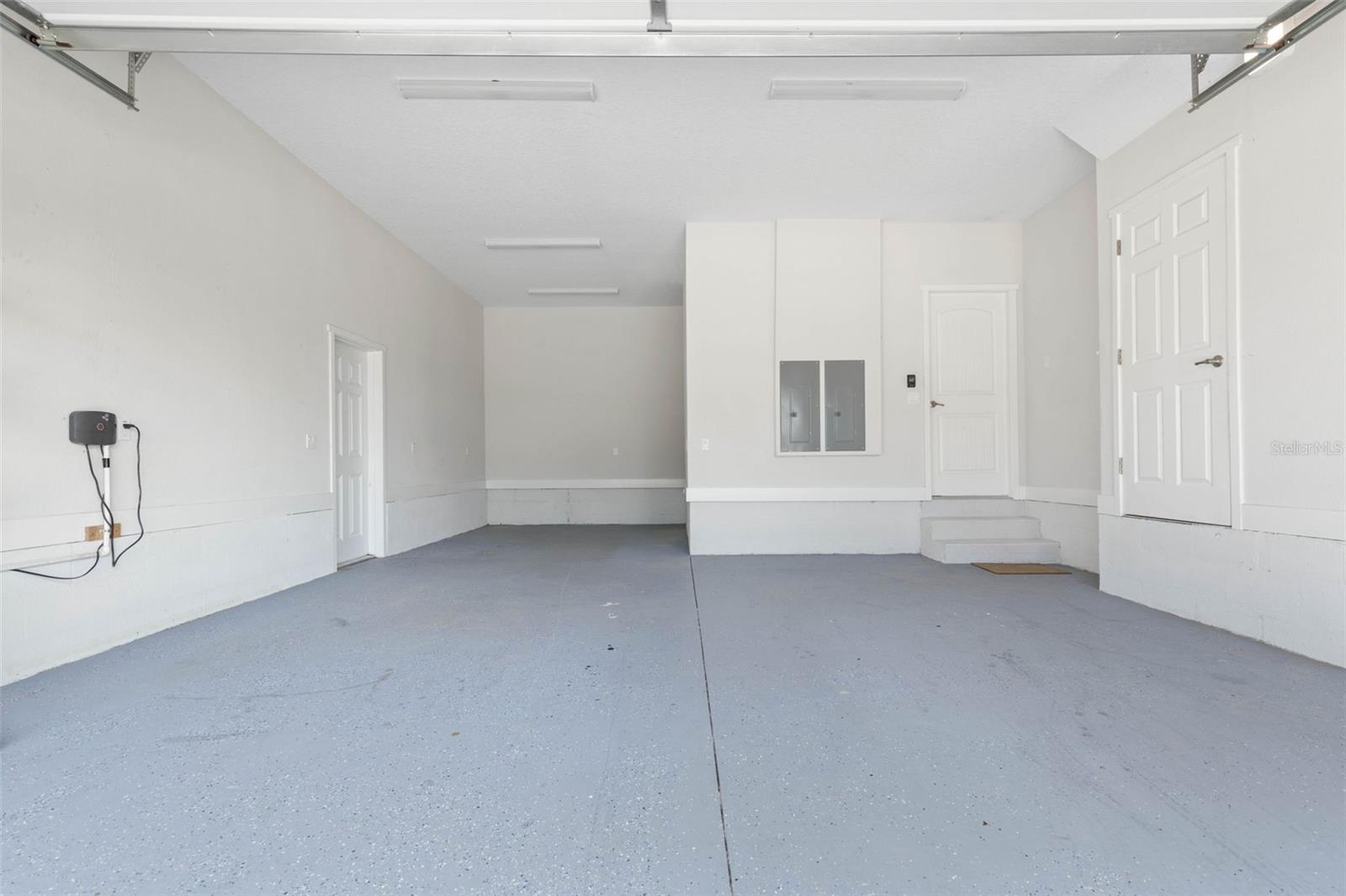 SEASIDE LNDGS - Residential