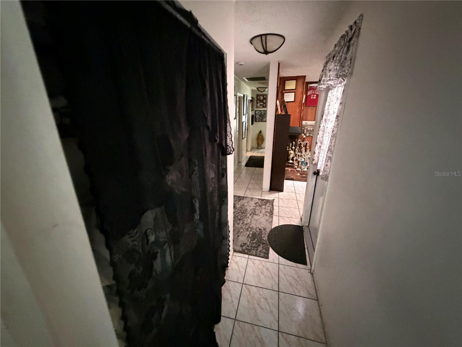 PALM BEACH LAKES NORTH 01 - Residential
