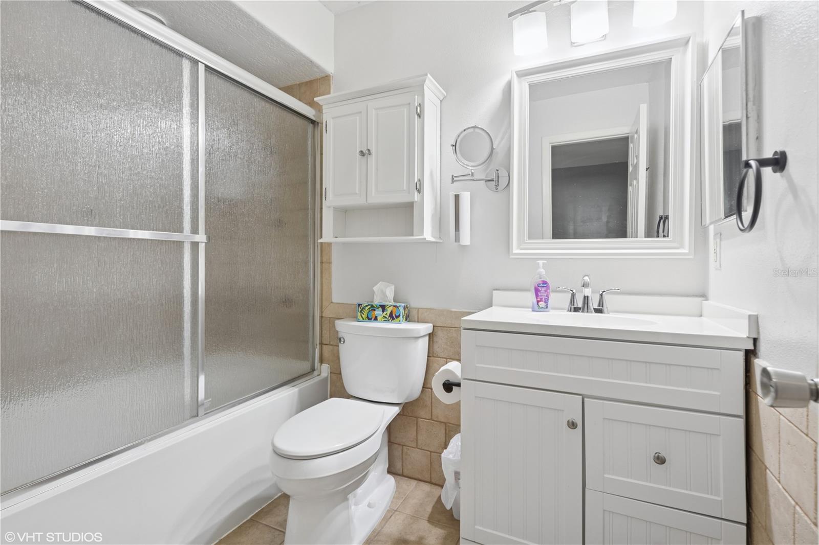 COUNTRY AIRE PH THREE - Residential