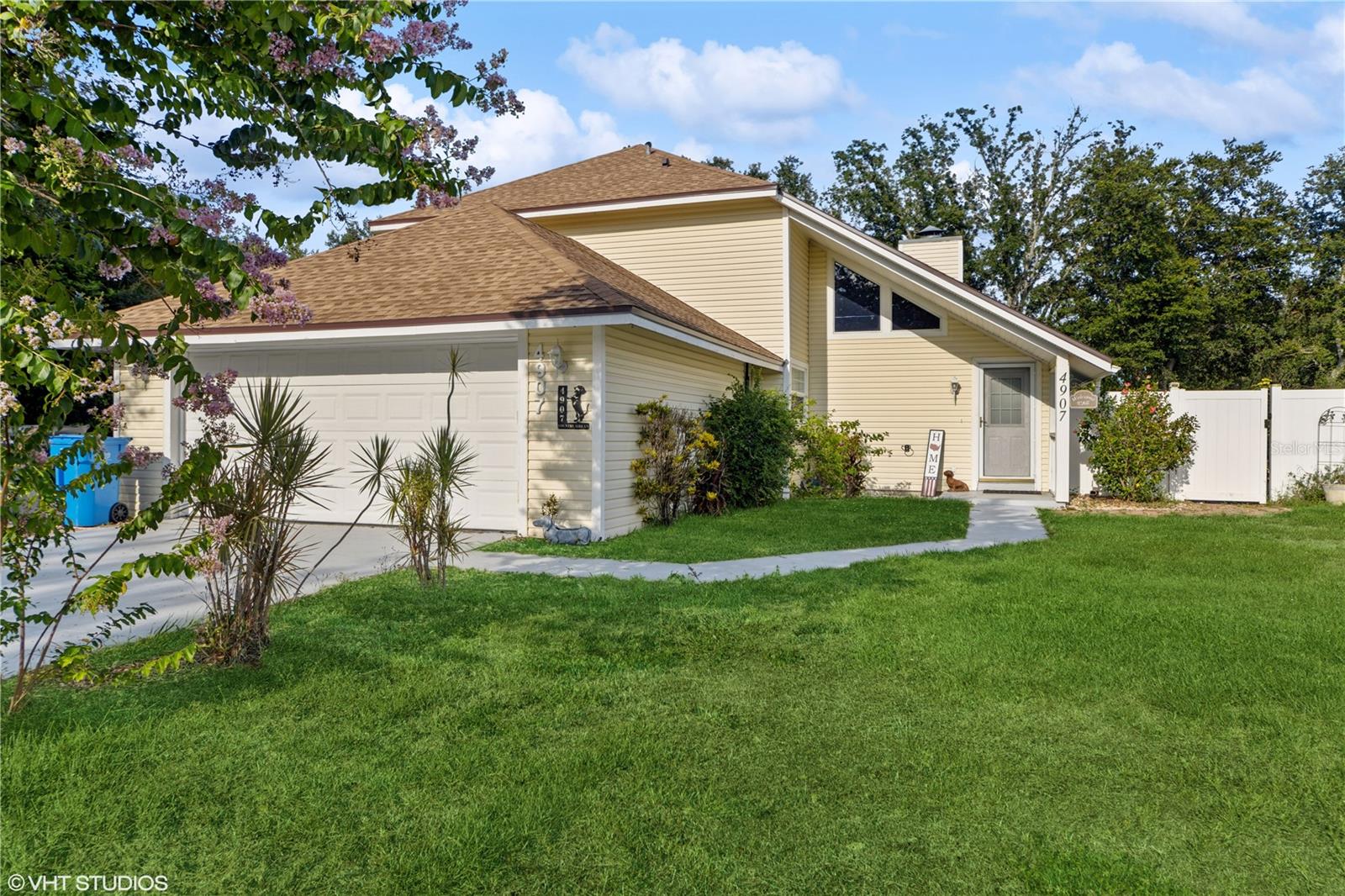 COUNTRY AIRE PH THREE - Residential