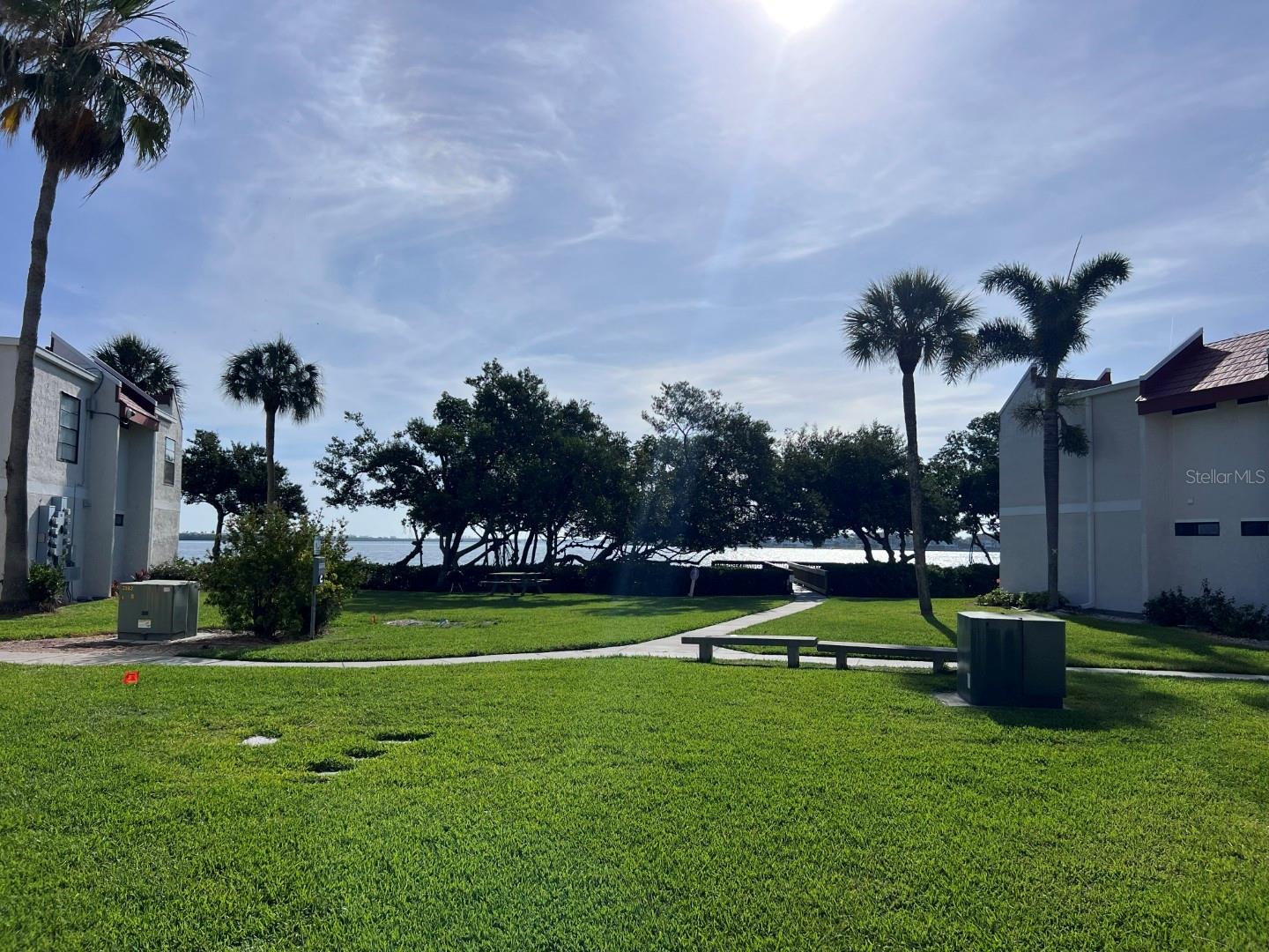 RUNAWAY BAY - Residential