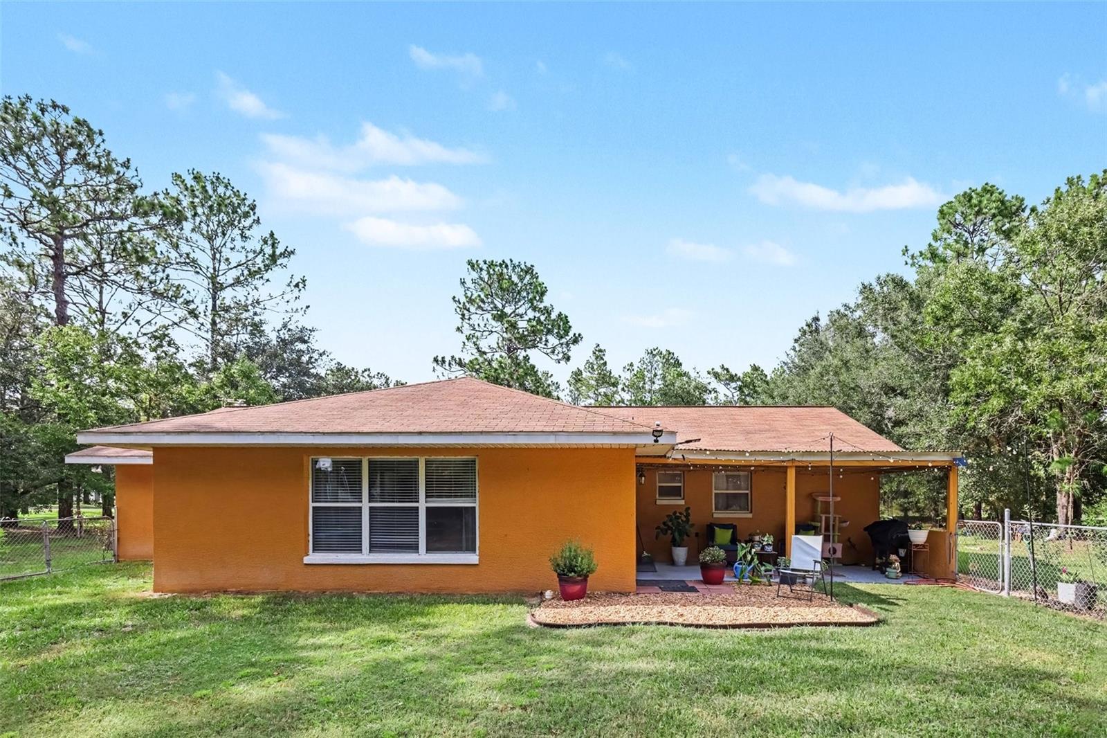 RAINBOW SPRINGS - Residential